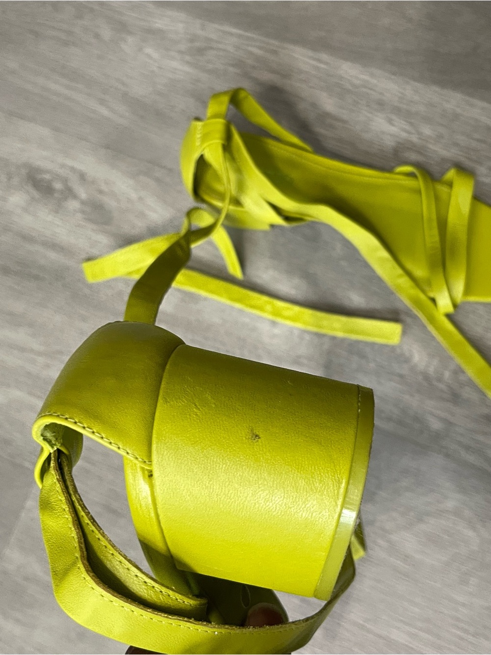 Arezzo Bright Green Strappy Heel Sandals Fairy Festival Vacation Casual Party - Picture 14 of 16